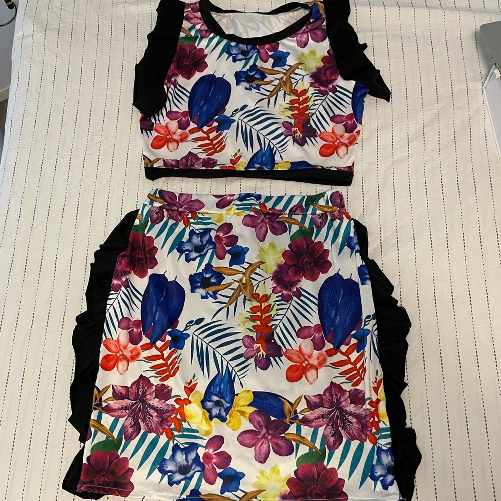 Cute tropical two piece outfit.